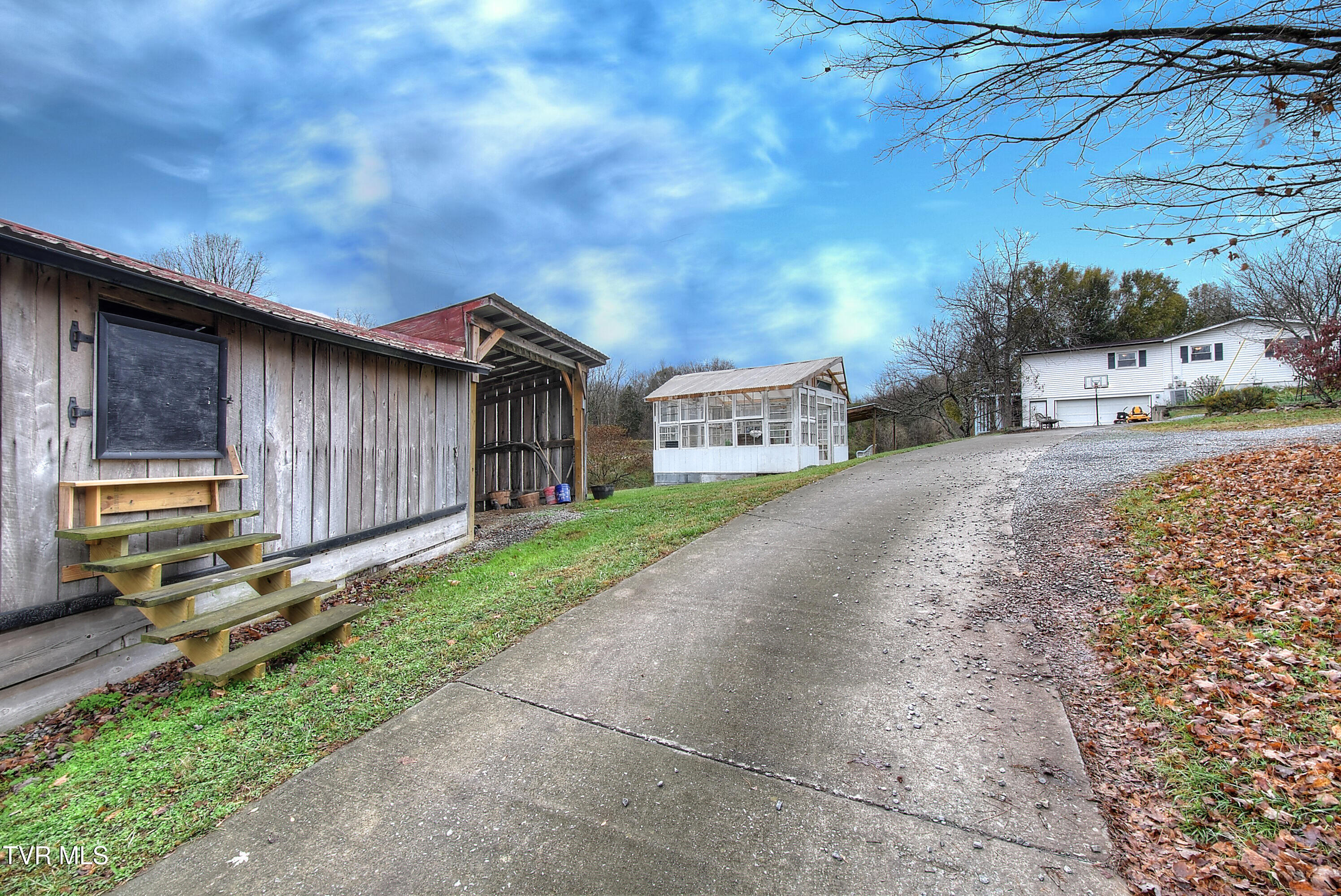 5929 Stardust Road Kingsport, TN 37660 - Photo 11 of 74 7