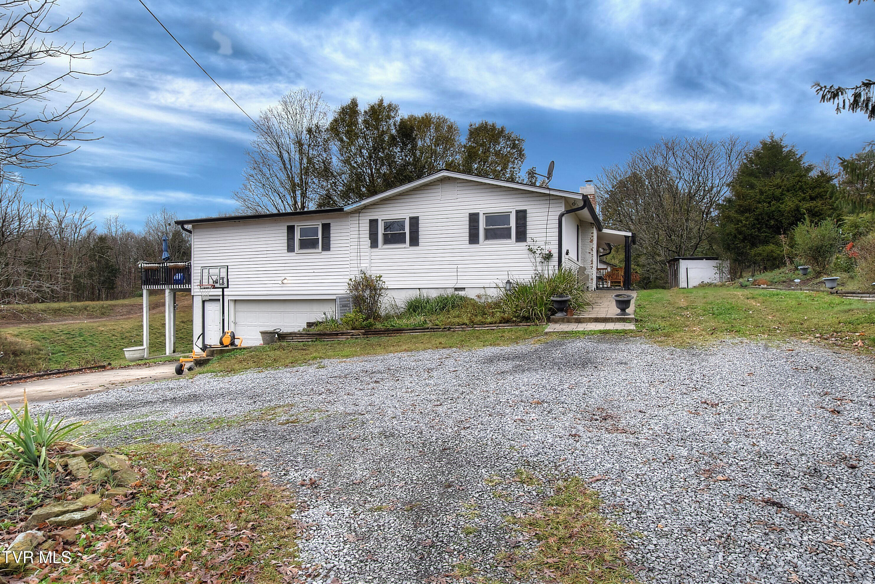 5929 Stardust Road Kingsport, TN 37660 - Photo 15 of 74 10