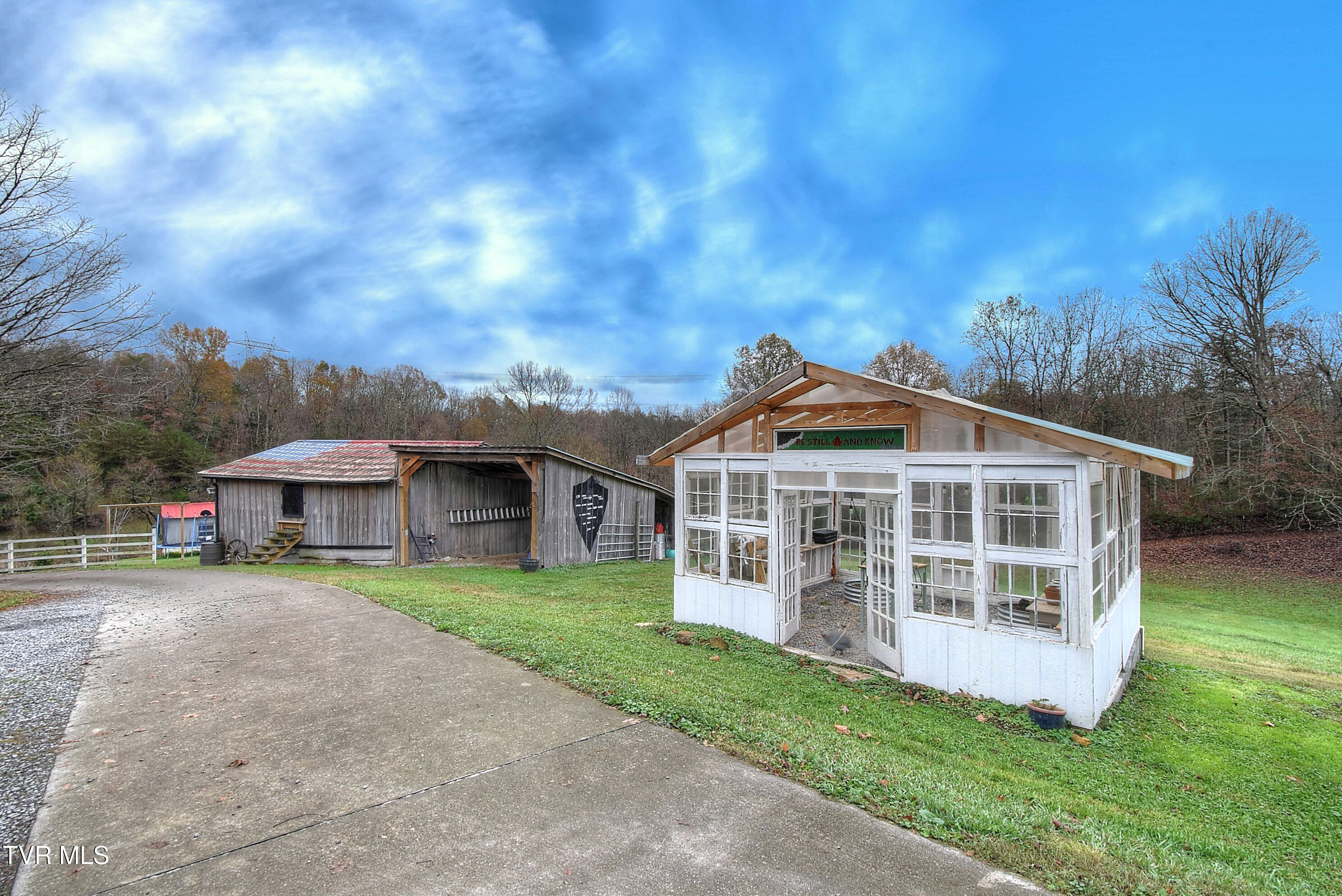 5929 Stardust Road Kingsport, TN 37660 - Photo 10 of 74 6