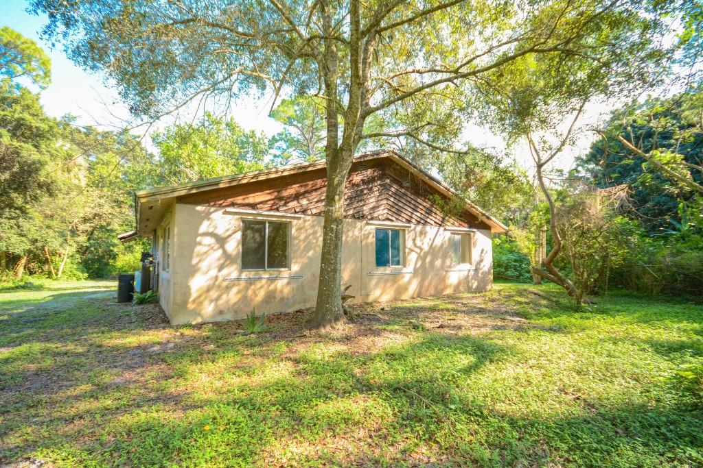 2789 G Road East Loxahatchee, FL 33470 - Photo 4 of 16 Back