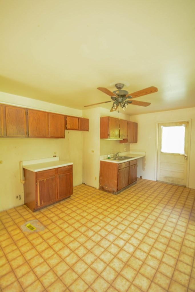 2789 G Road East Loxahatchee, FL 33470 - Photo 8 of 16 Kitchen