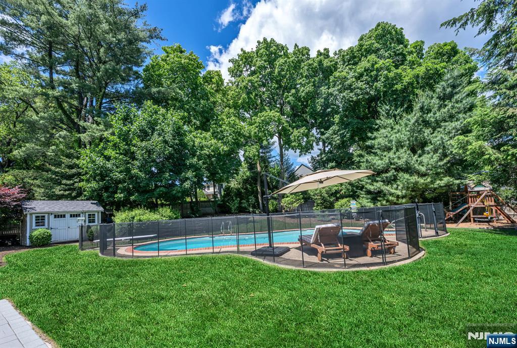 496 Lincoln Avenue Ridgewood, NJ 07450 - Photo 31 of 34