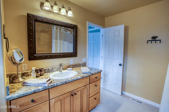 $725,000 | 2745 South Hidden Oaks Drive, Show Low, AZ 85901