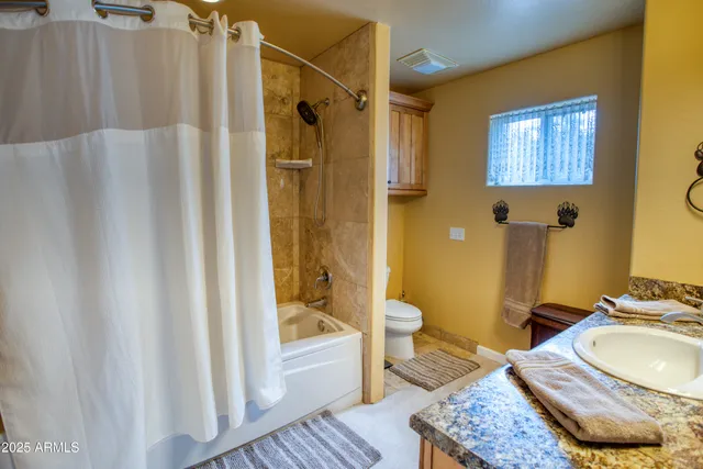 $725,000 | 2745 South Hidden Oaks Drive, Show Low, AZ 85901