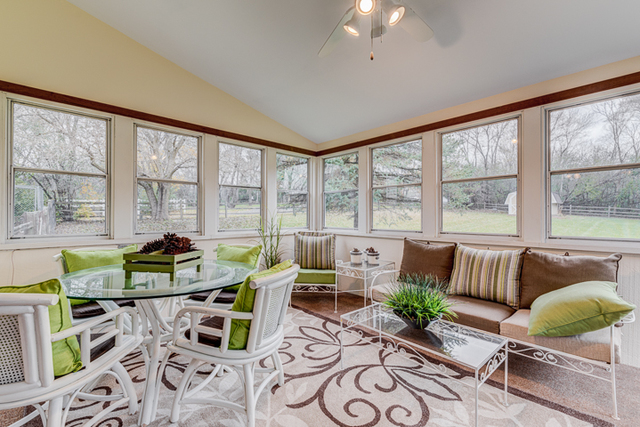 36W830 Crane Road St. Charles, IL 60175 - Photo 4 of 31