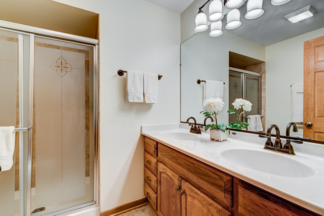 36W830 Crane Road St. Charles, IL 60175 - Photo 6 of 31
