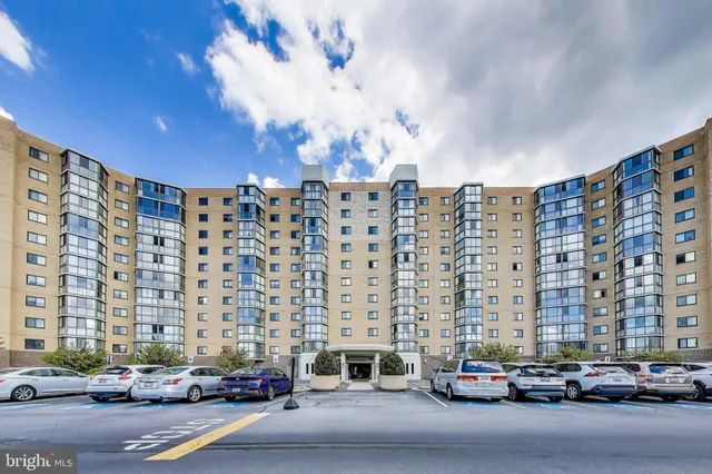 $205,000 | 3330 North Leisure World Boulevard, Unit 51015, Silver Spring, MD 20906