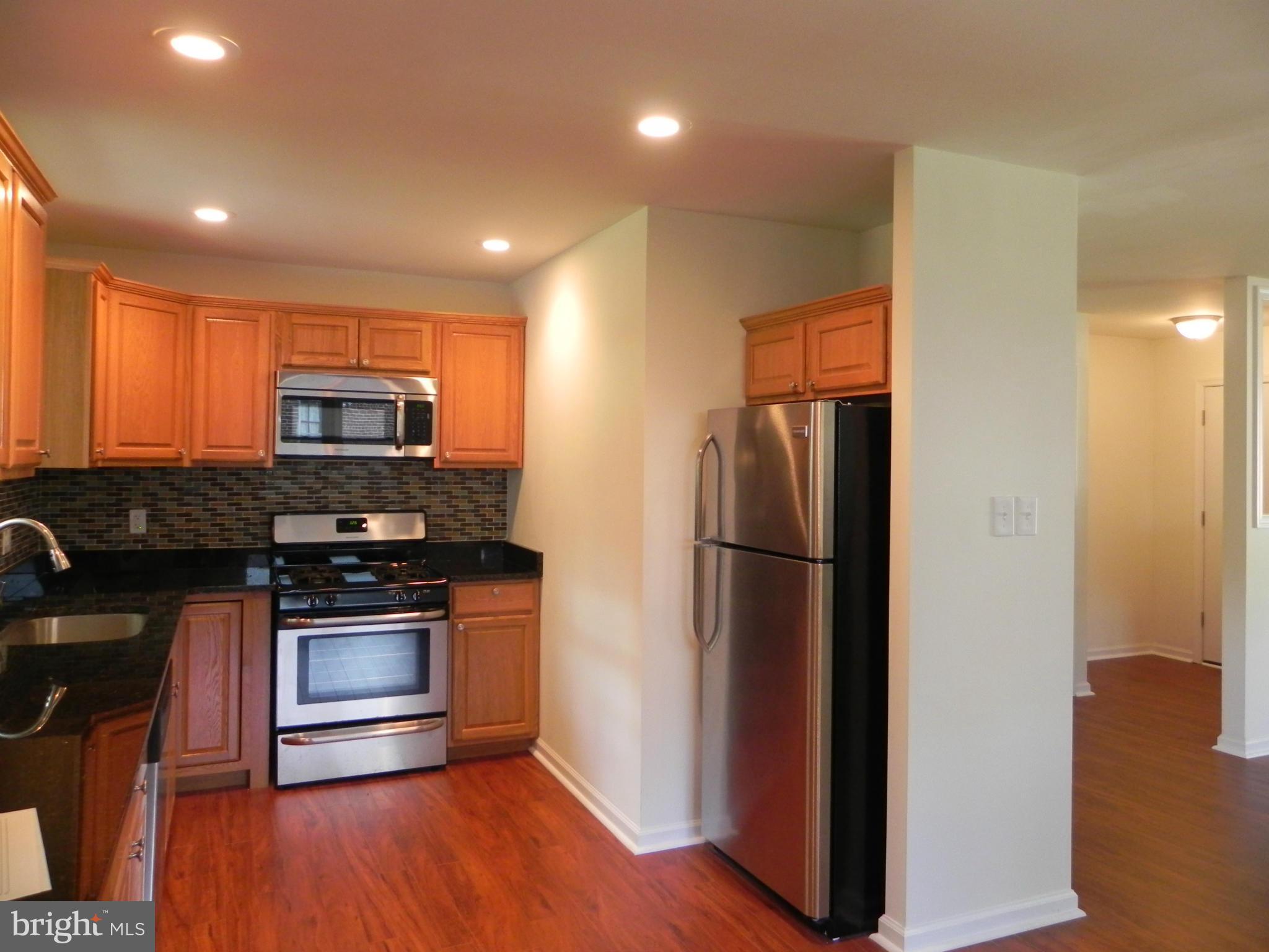 5943 Atteentee Road Springfield, VA 22150 - Photo 5 of 9 Kitchen