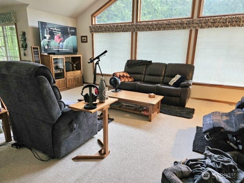 152 Racoon Road Sequim, WA 98382 - Photo 4 of 12