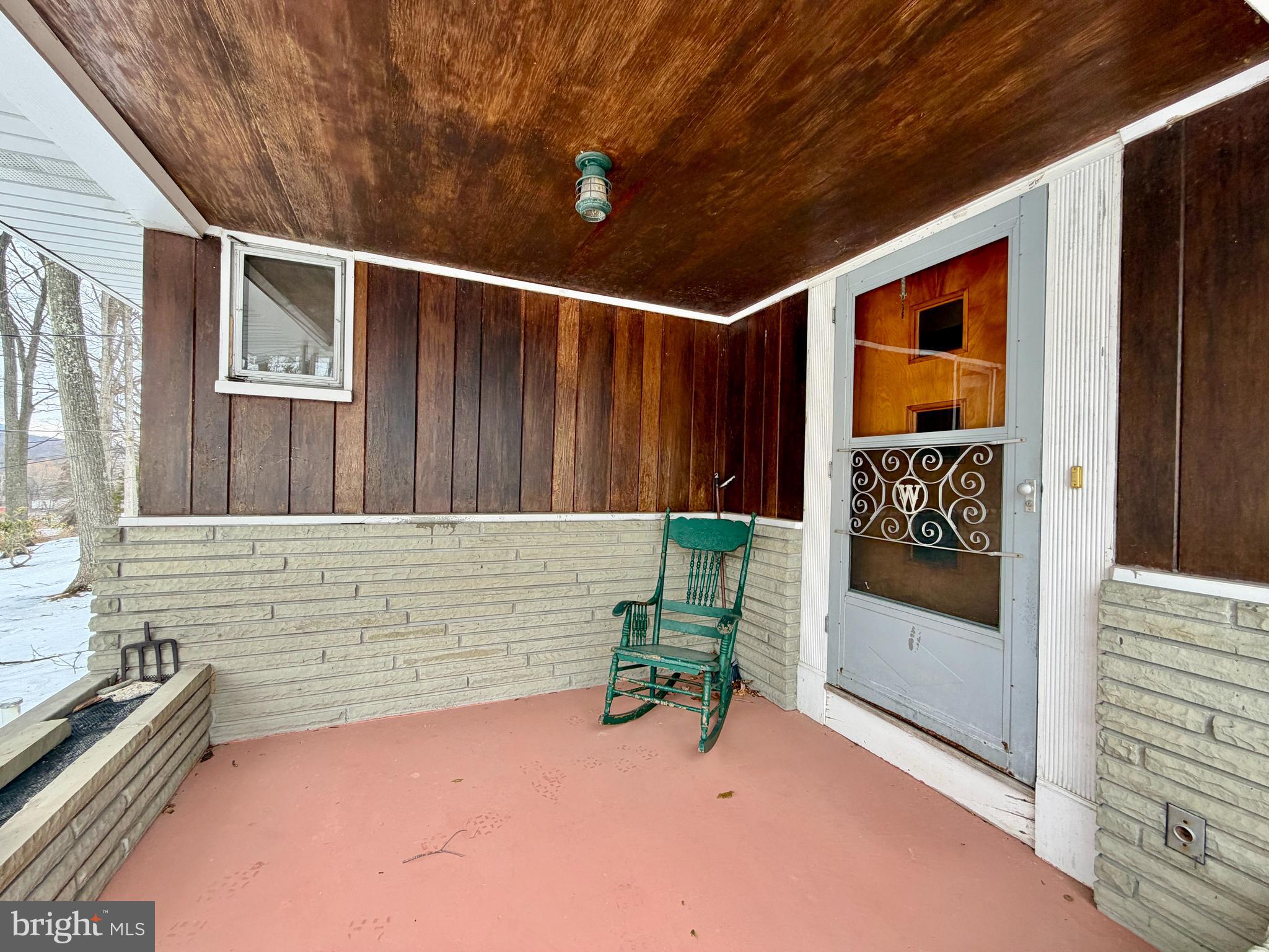 624 Raystown Road Everett, PA 15537 - Photo 4 of 30