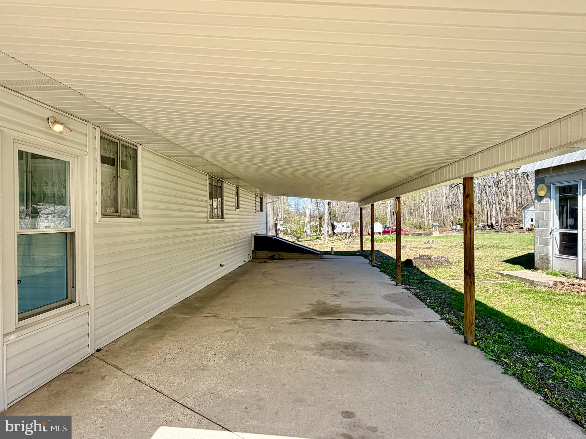 624 Raystown Road Everett, PA 15537 - Photo 8 of 32