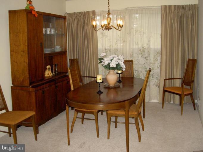 1421 Billman Lane Silver Spring, MD 20902 - Photo 4 of 14 Dining Room