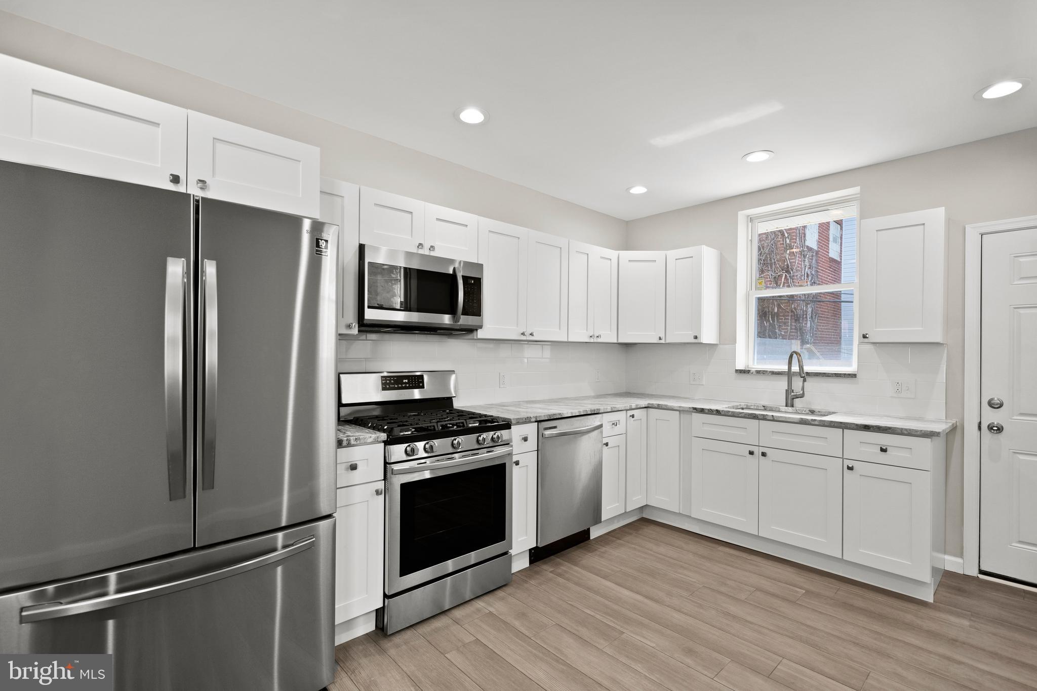 2216 Tasker Street Philadelphia, PA 19145 - Photo 14 of 42