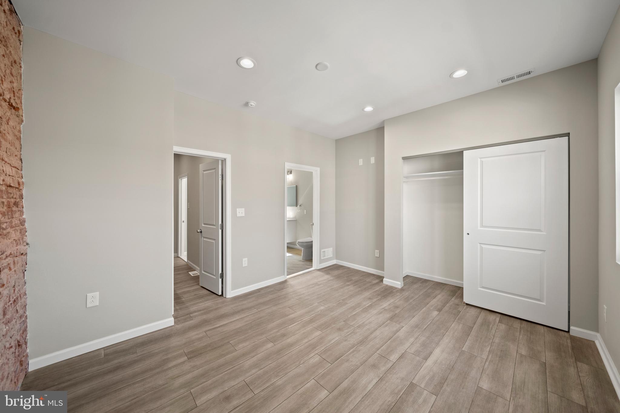 2216 Tasker Street Philadelphia, PA 19145 - Photo 22 of 42
