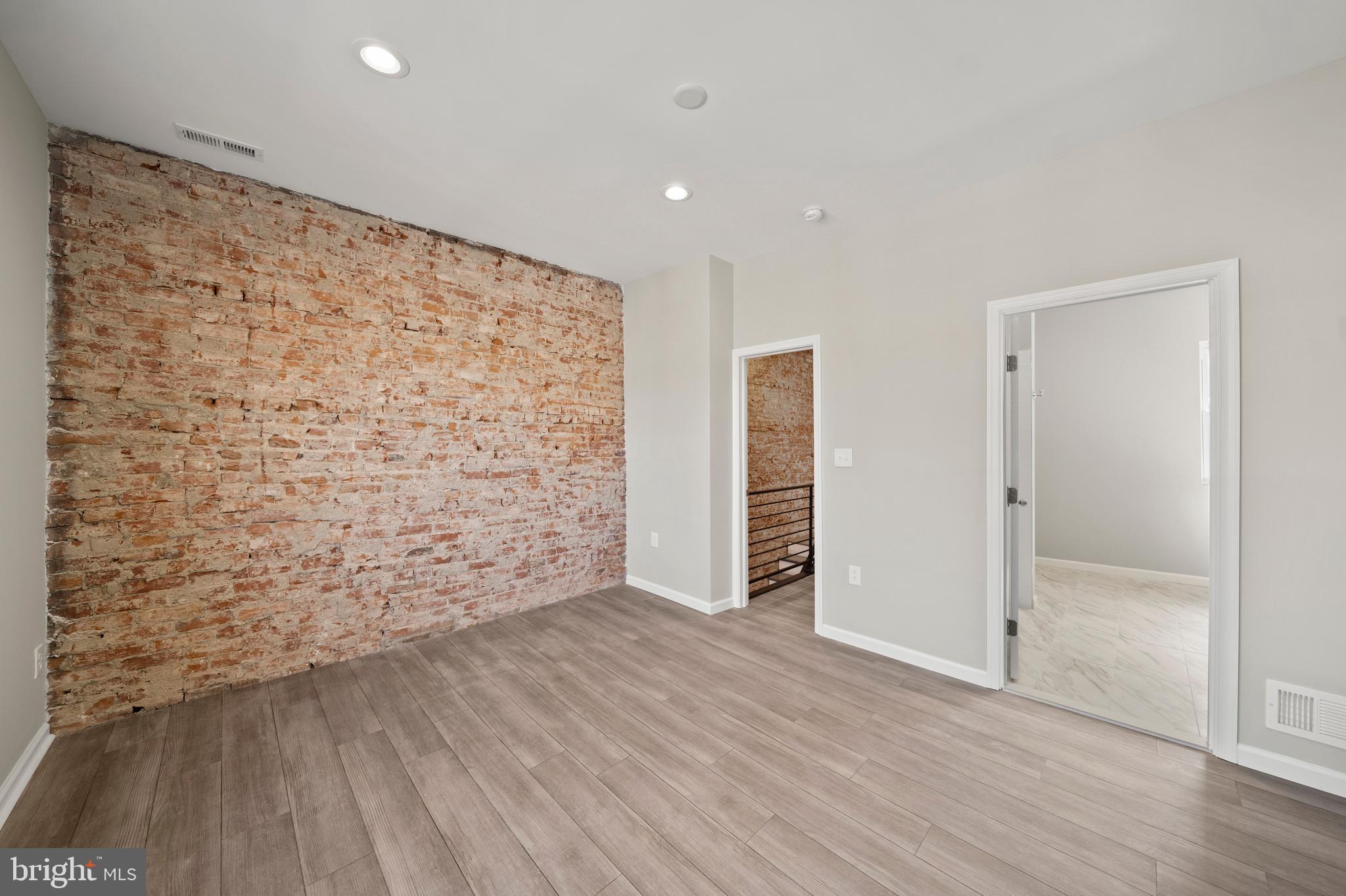 2216 Tasker Street Philadelphia, PA 19145 - Photo 23 of 42