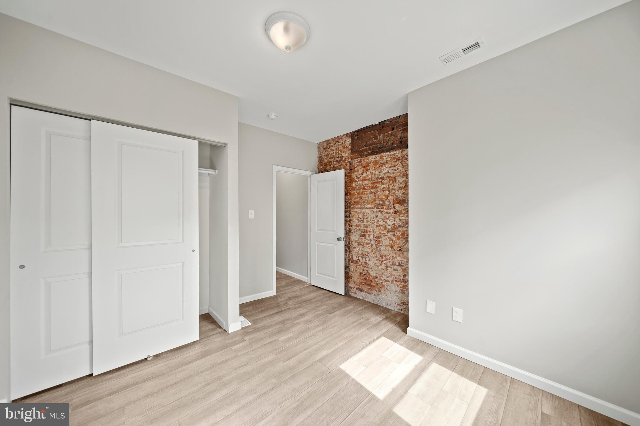 2216 Tasker Street Philadelphia, PA 19145 - Photo 30 of 42