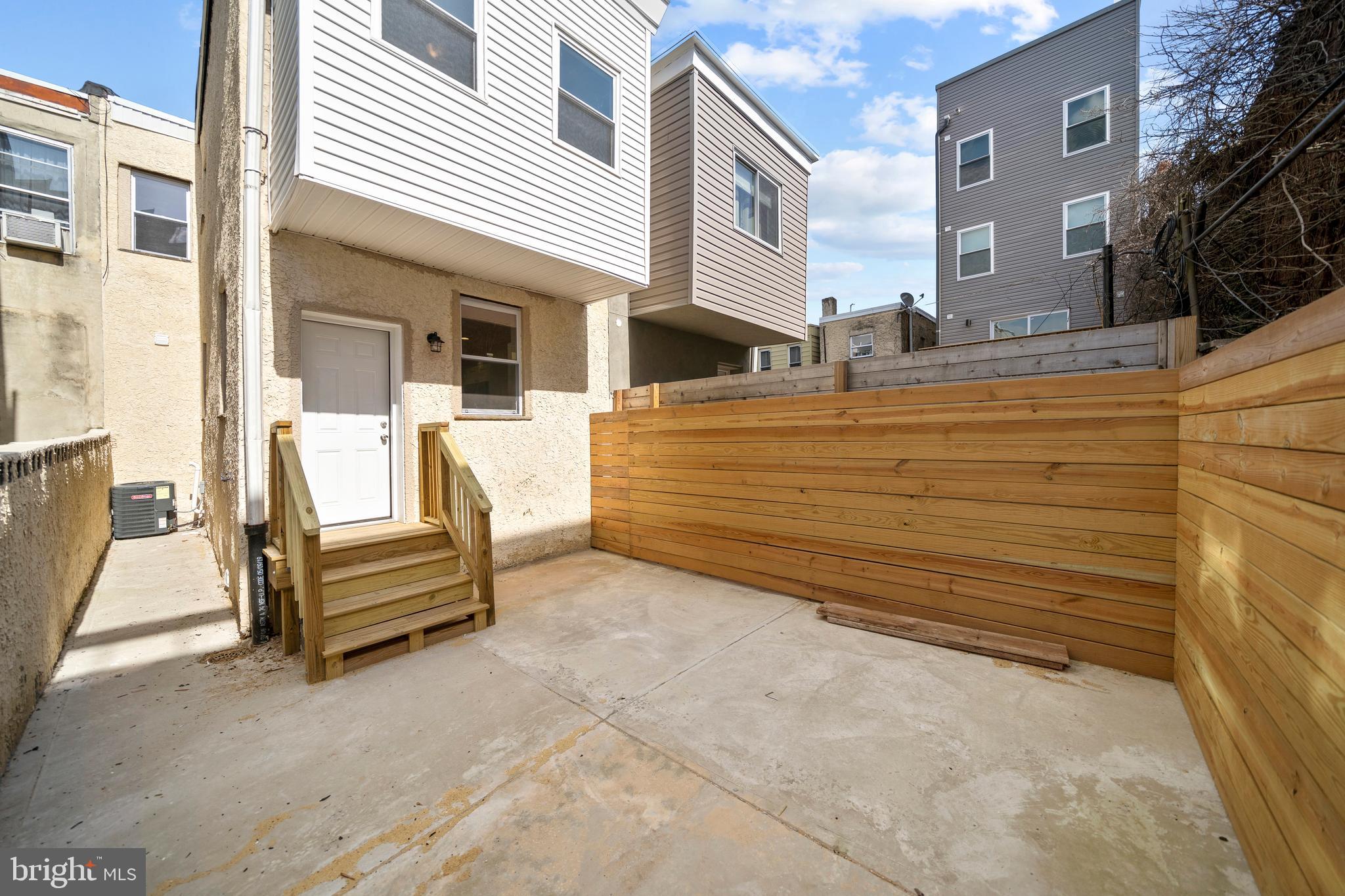 2216 Tasker Street Philadelphia, PA 19145 - Photo 38 of 42
