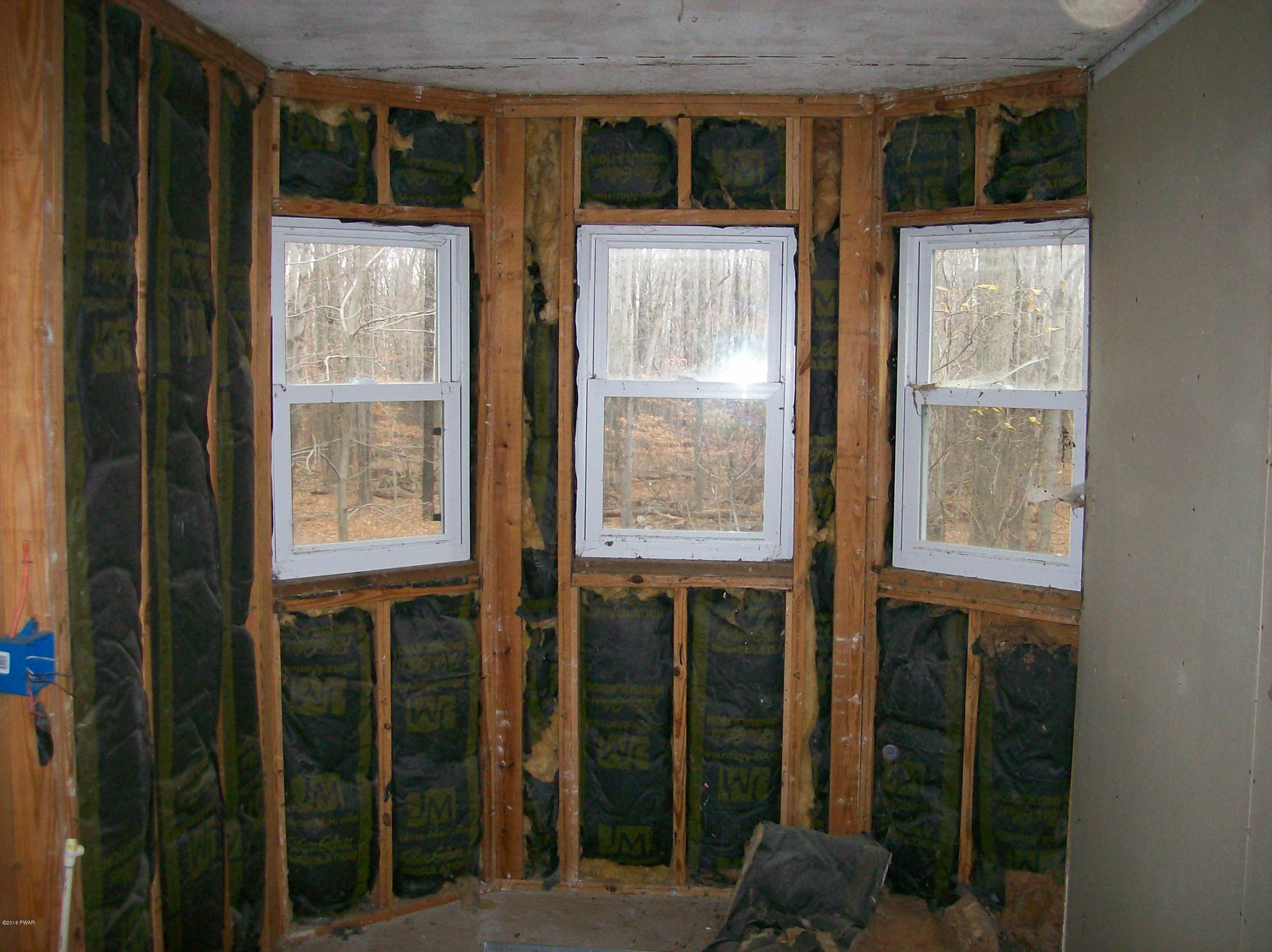 197 Huckleberry Road Newfoundland, PA 18445 - Photo 3 of 7