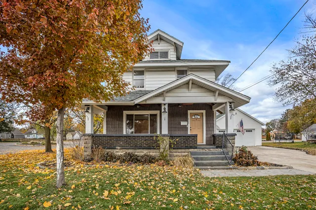$369,900 | 5523 Madison Avenue, Hudsonville, MI 49426
