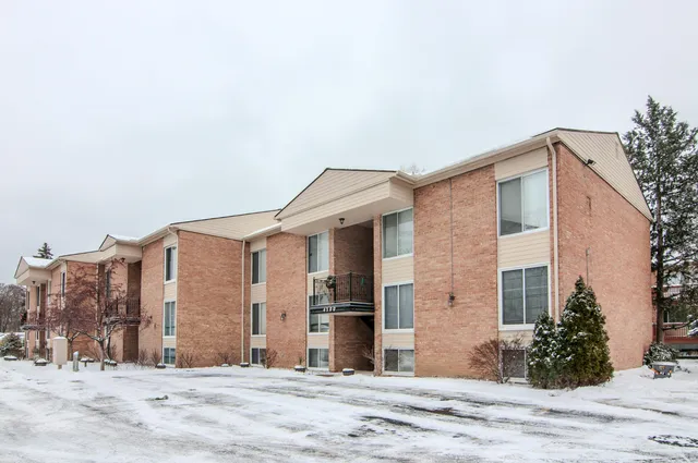 $145,000 | 4194 Packard Street, Unit 1, Ann Arbor, MI 48108
