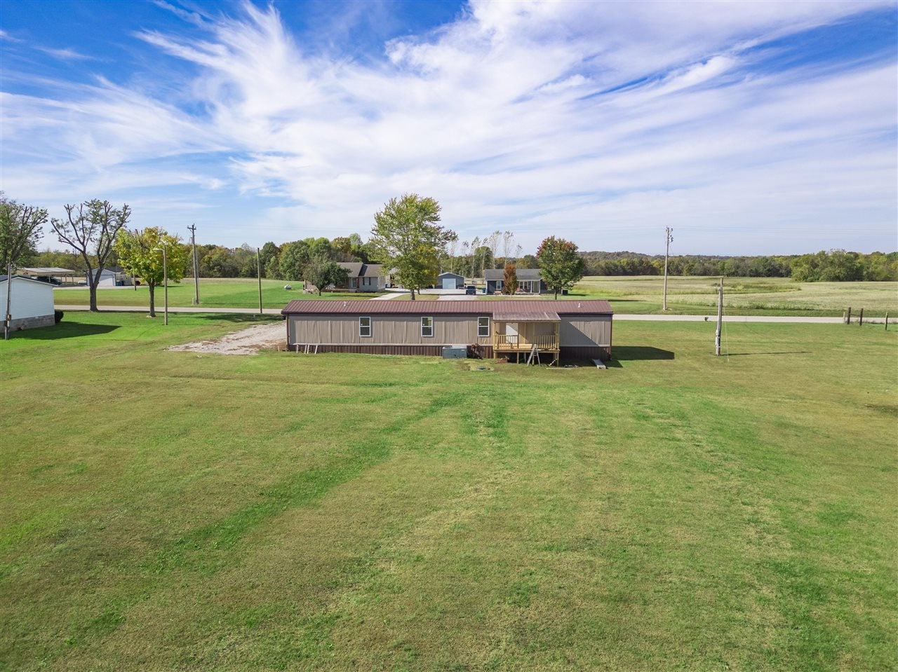 1920 Coopertown Road Russellville, KY 42276 - Photo 16 of 37 Gallery Image 16