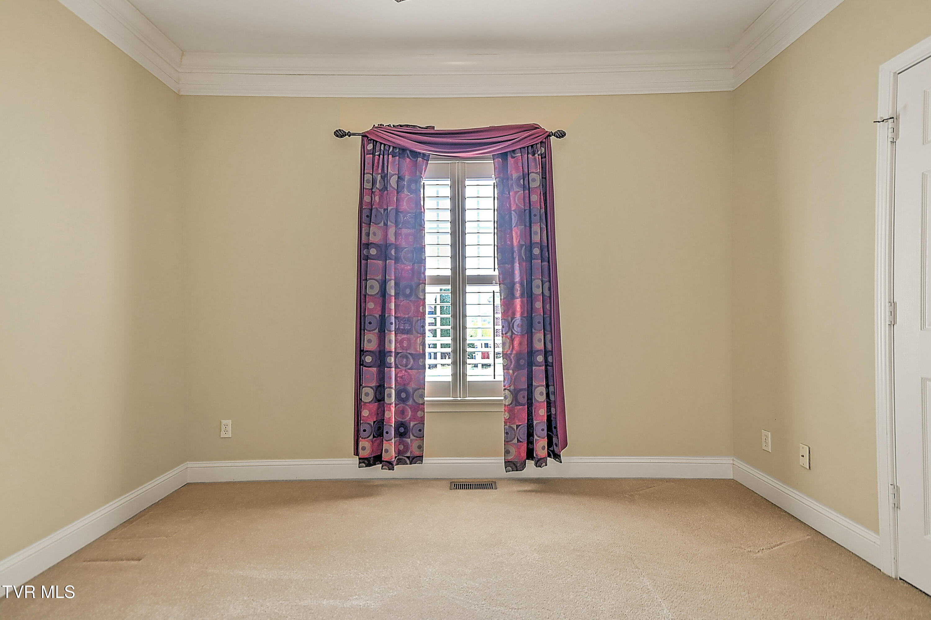 267 Alpine Trail Kingsport, TN 37663 - Photo 32 of 54 267 Alpine Trail SS-32