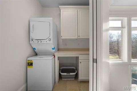 $2,399,000 | 16 Outer Ladue Drive, Frontenac, MO 63131