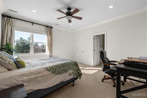 $2,399,000 | 16 Outer Ladue Drive, Frontenac, MO 63131