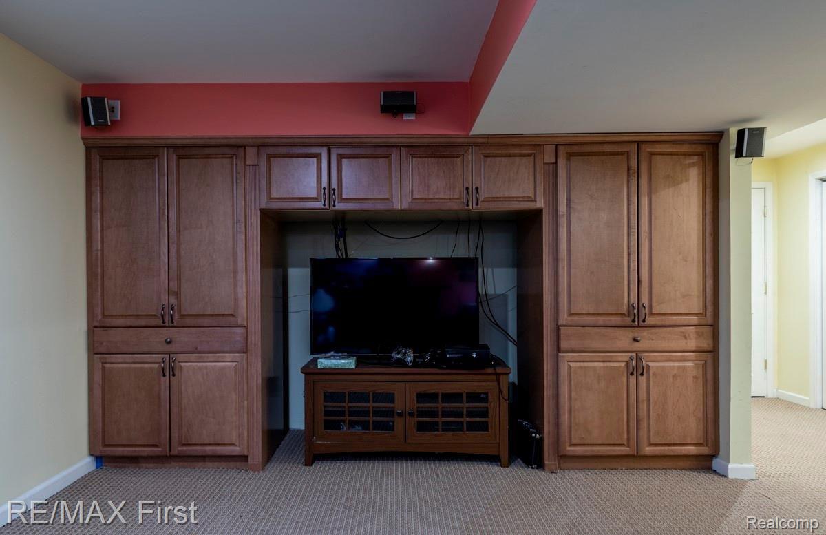 770 Grovecrest Rochester, MI 48307 - Photo 50 of 59 Grovecrest - 50.jpg