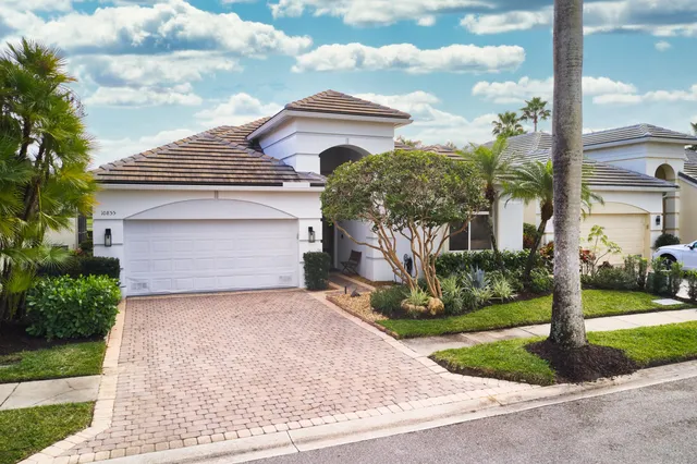 $595,000 | 10855 Grande Boulevard, West Palm Beach, FL 33412