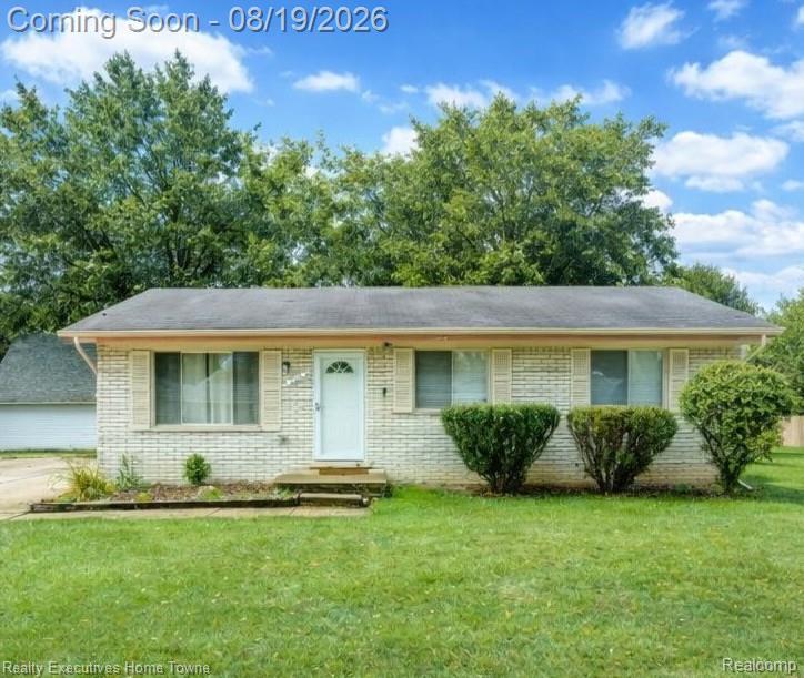 2448 Oakcrest Road Sterling Heights, MI 48310 - Photo 1 of 31 Gallery Image 1