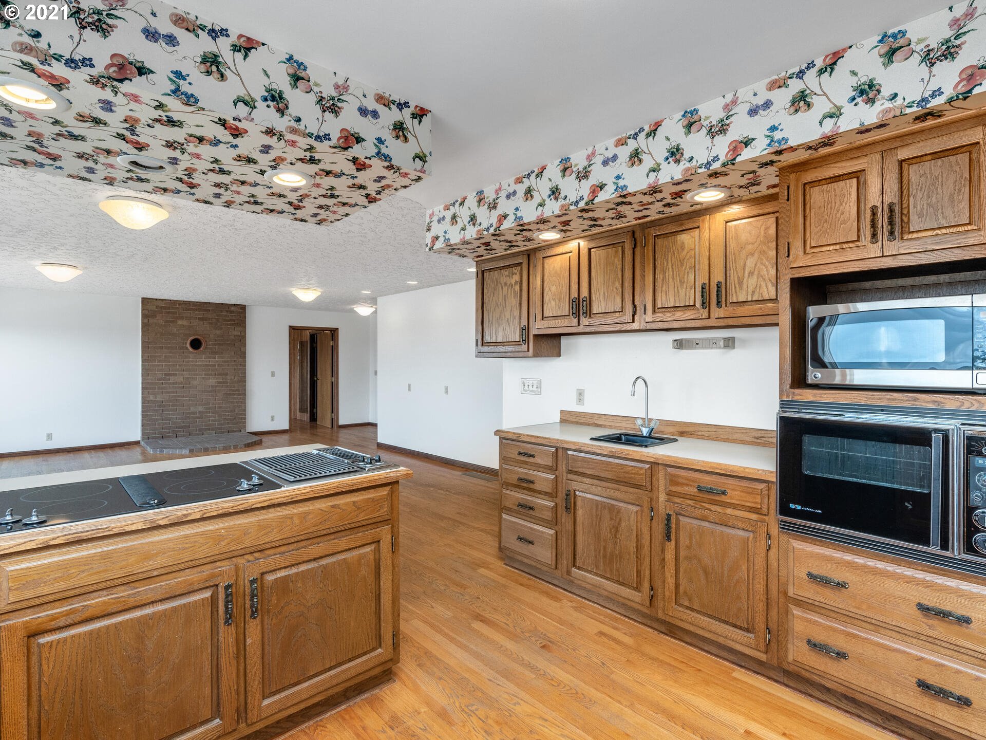 610 Northwest Brady Road Camas, WA 98607 - Photo 12 of 32 Gallery Image 12