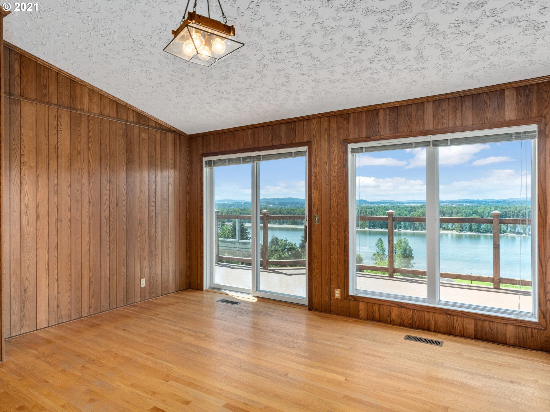 610 Northwest Brady Road Camas, WA 98607 - Photo 15 of 32 Gallery Image 15