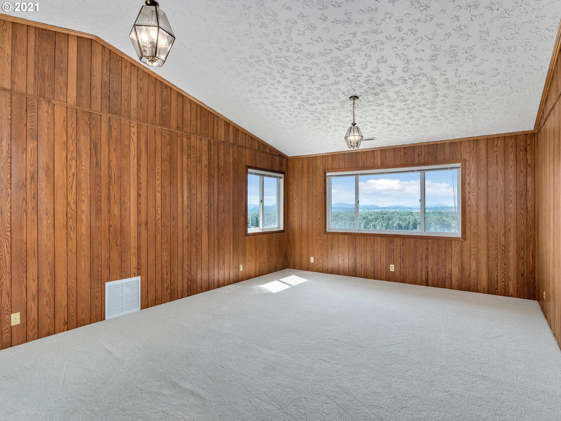 610 Northwest Brady Road Camas, WA 98607 - Photo 20 of 32 Gallery Image 20