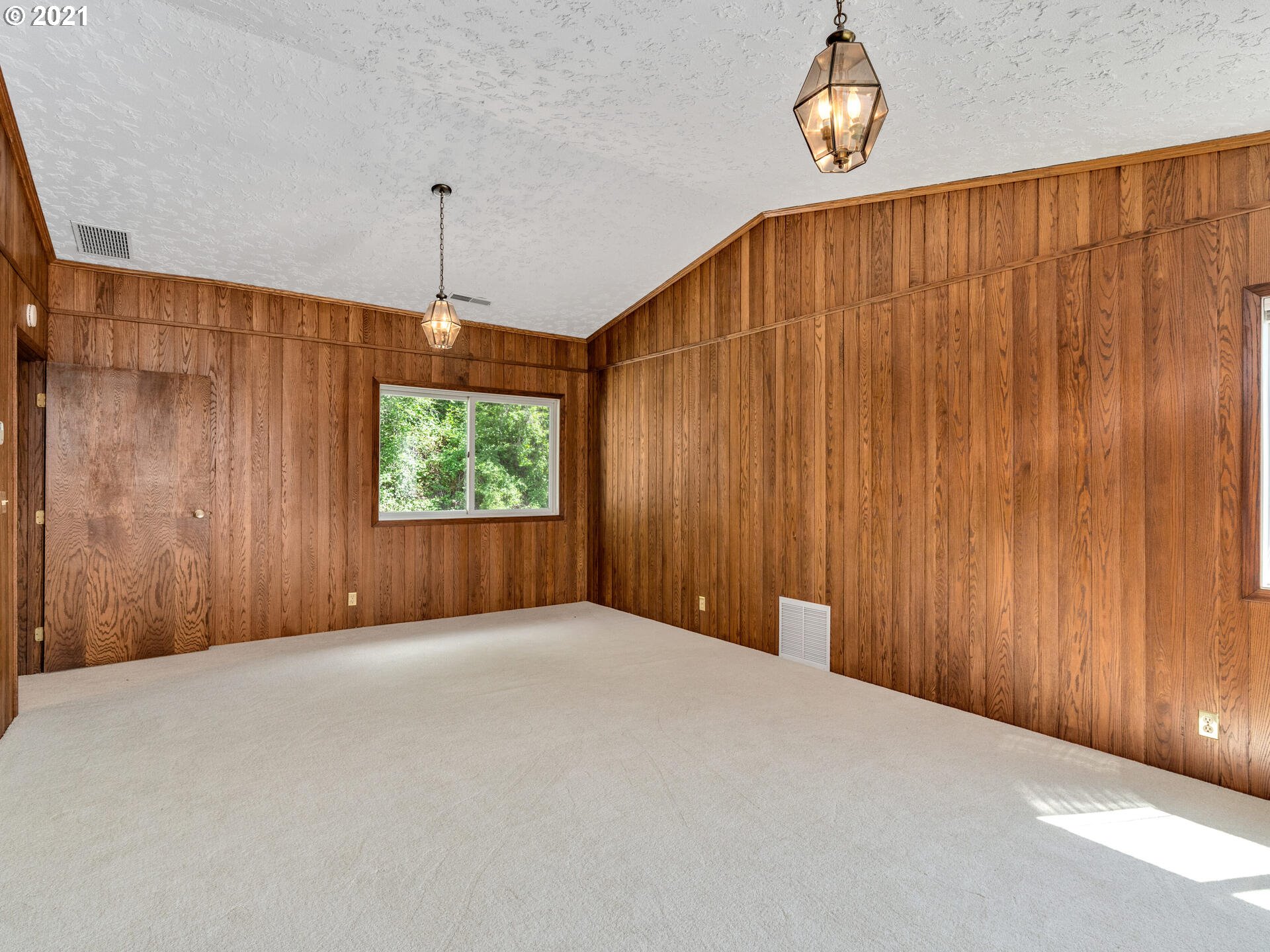 610 Northwest Brady Road Camas, WA 98607 - Photo 22 of 32 Gallery Image 22