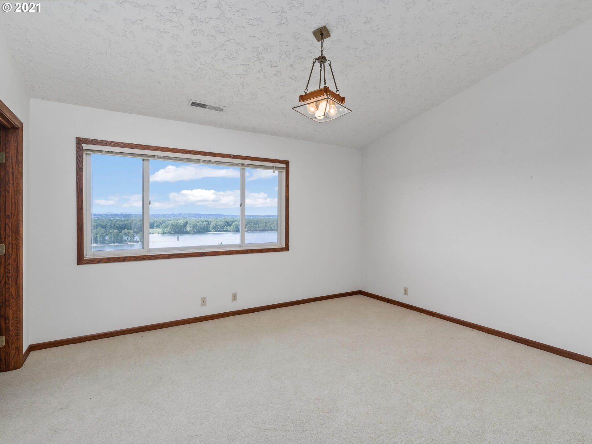 610 Northwest Brady Road Camas, WA 98607 - Photo 23 of 32 Gallery Image 23