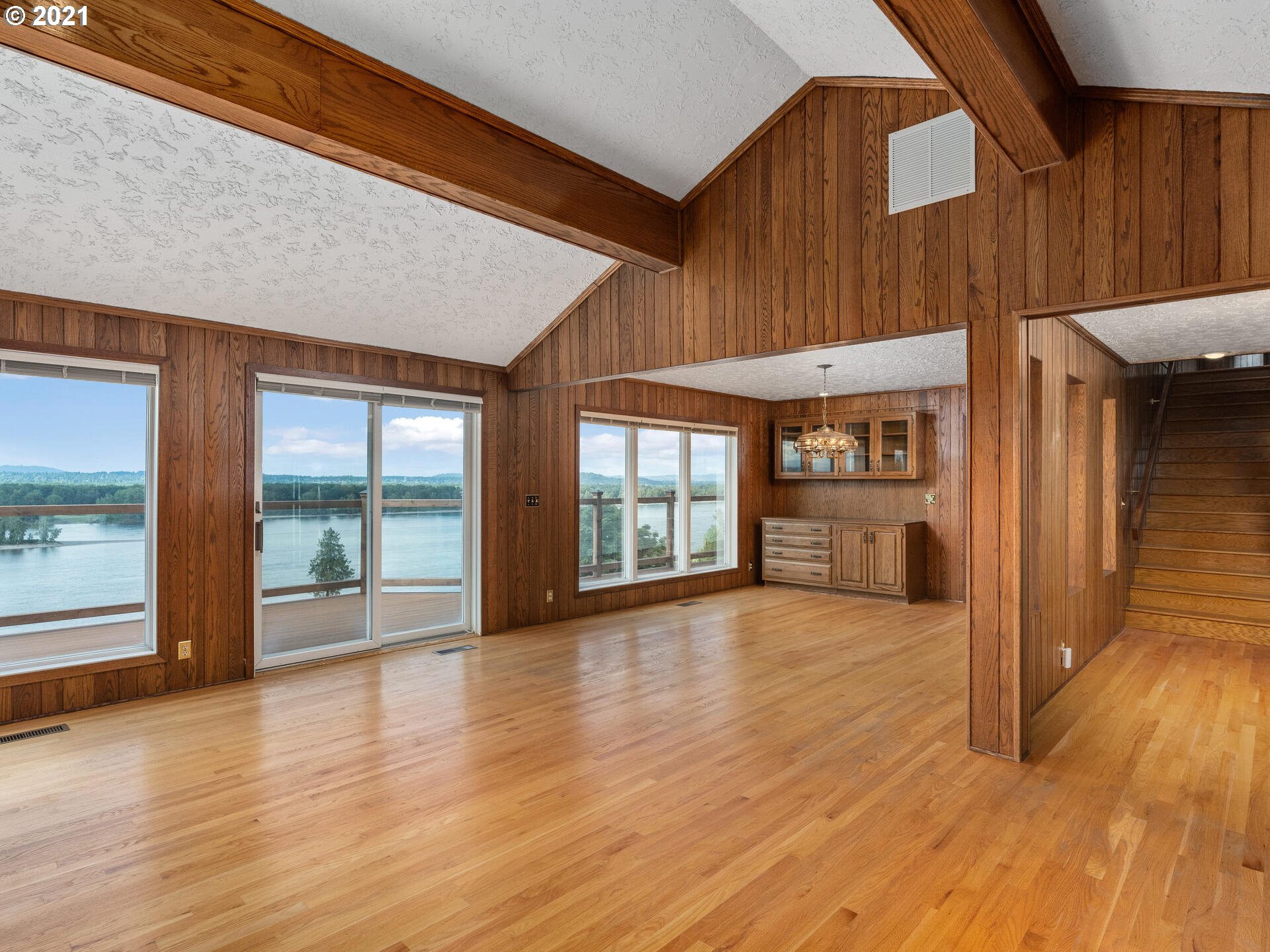 610 Northwest Brady Road Camas, WA 98607 - Photo 7 of 32 Gallery Image 7