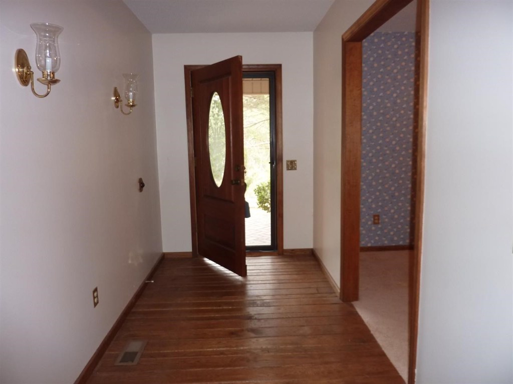 688 Busch Creek Road Walhalla, SC 29691 - Photo 9 of 34 Gallery Image 9