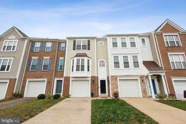 $2,900 | 15514 Port Washington Court, Dumfries, VA 22025