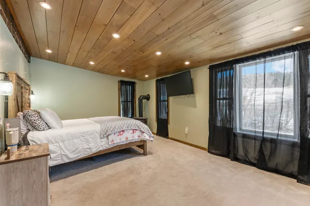 $429,900 | 21 Bungy Road, Colebrook, NH 03576