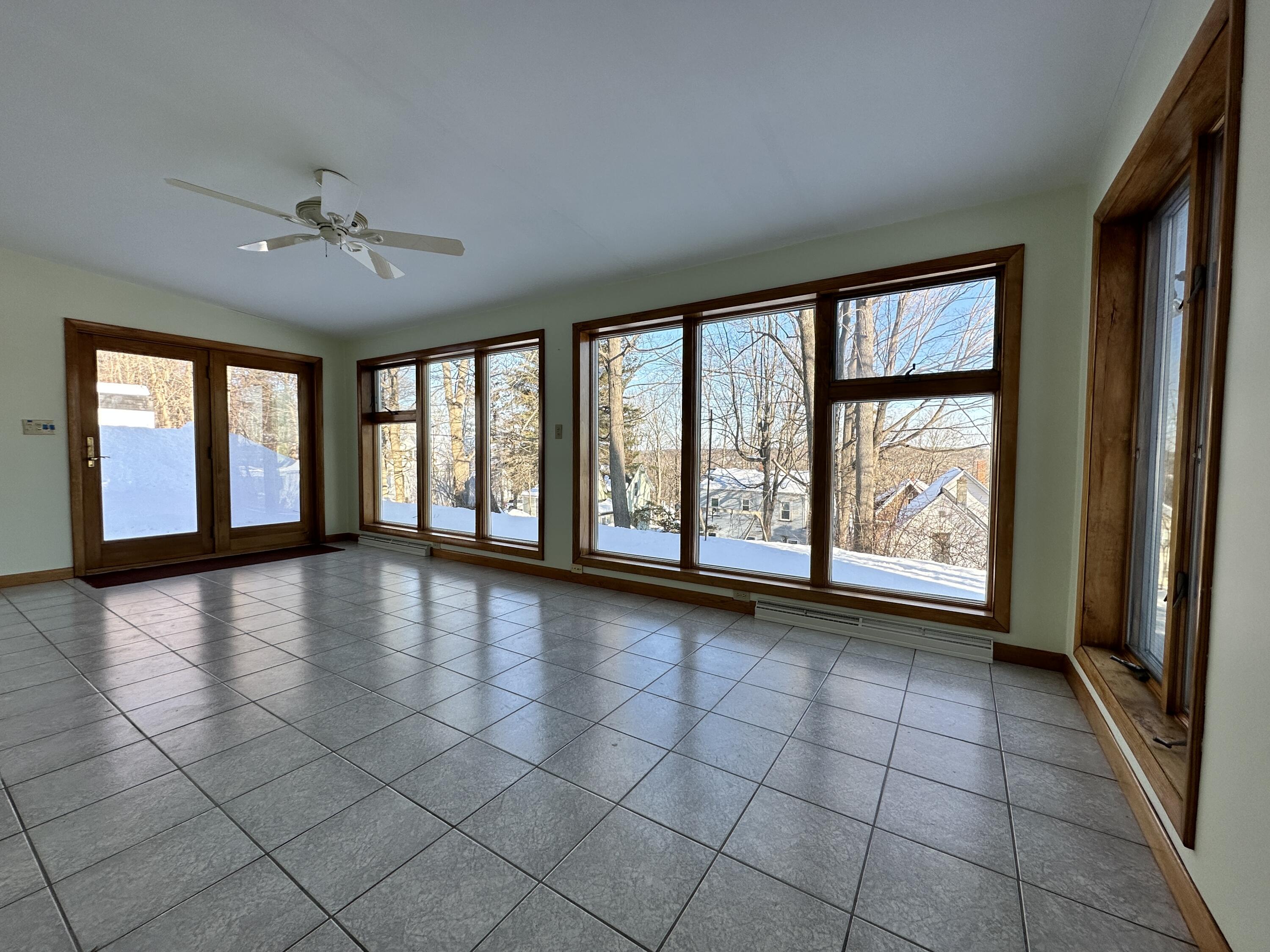 13 High Street Augusta, ME 04330 - Photo 4 of 26 .