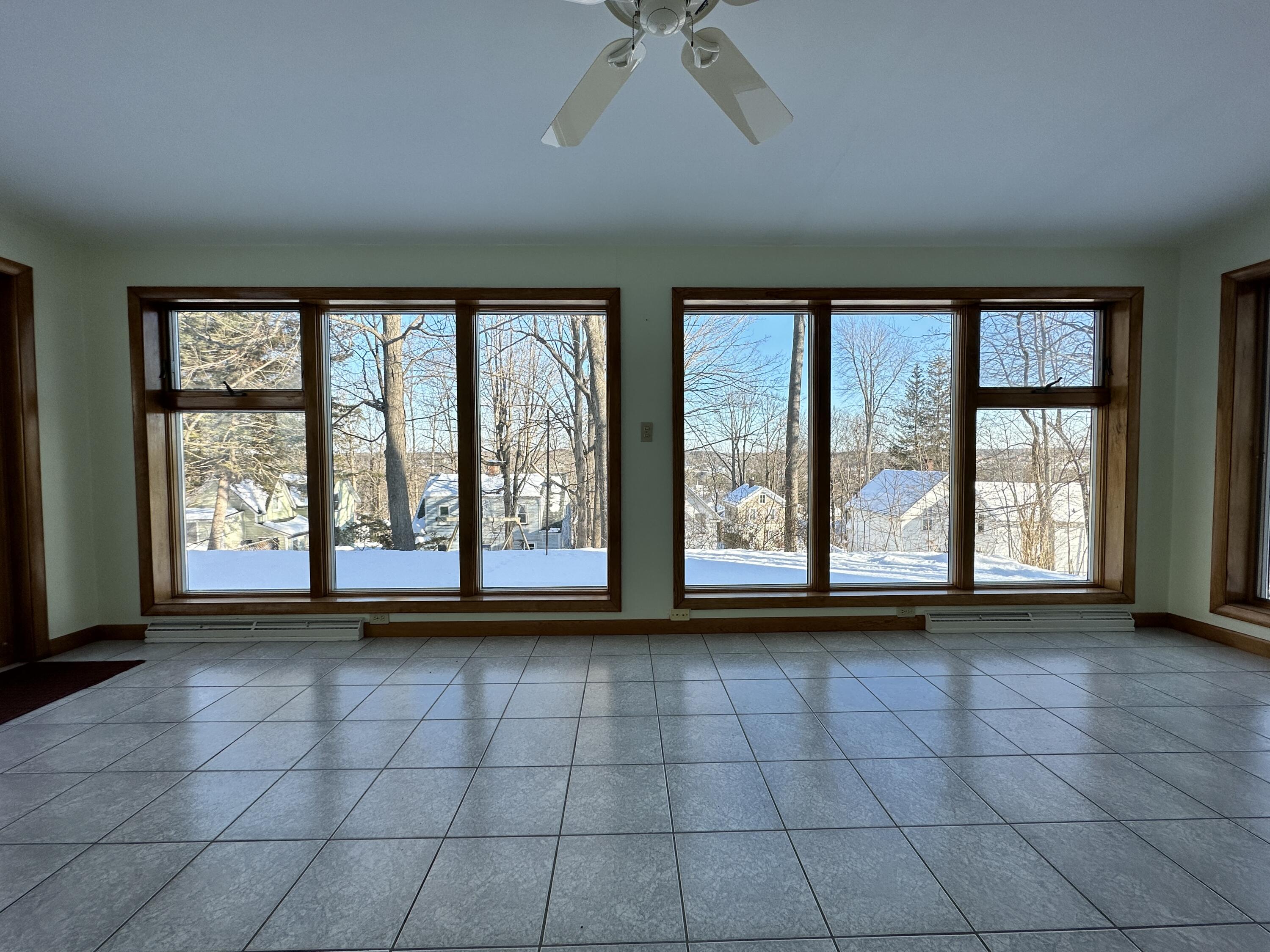 13 High Street Augusta, ME 04330 - Photo 5 of 26 .