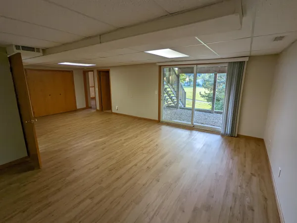 $2,650 | 5212 Black Walnut Drive, McFarland, WI 53558