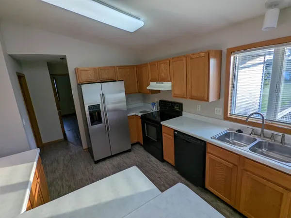 $2,650 | 5212 Black Walnut Drive, McFarland, WI 53558