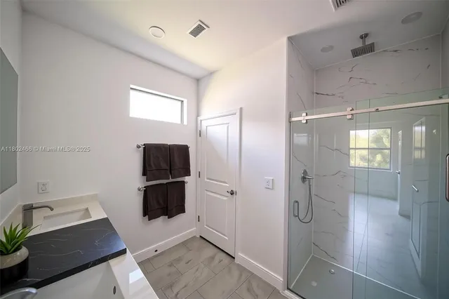 $349,900 | 9016 Justice Circle, LaBelle, FL 33935