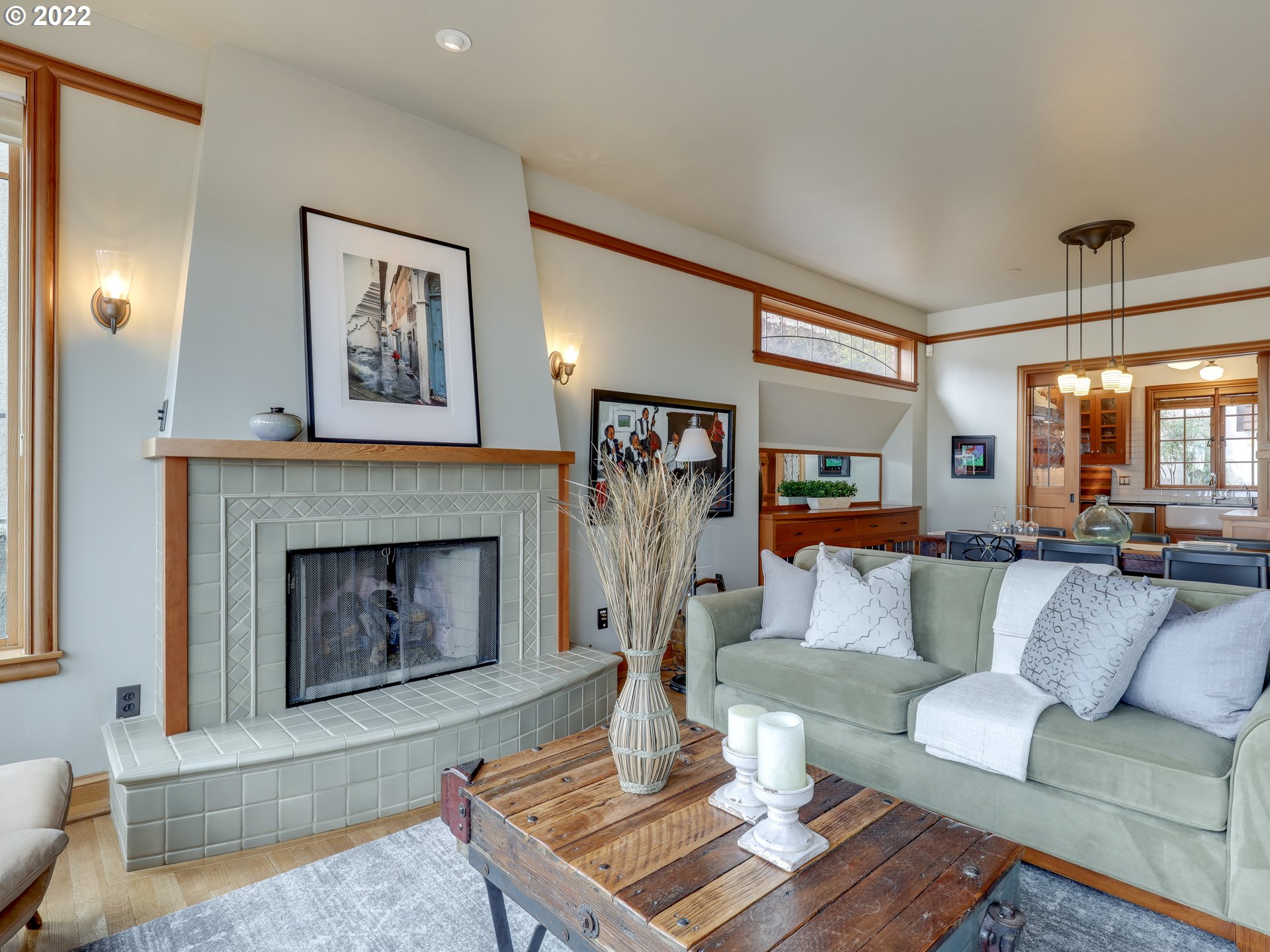 2527 Northwest Westover Road, Unit 3 Portland, OR 97210 - Photo 9 of 30 Gallery Image 9
