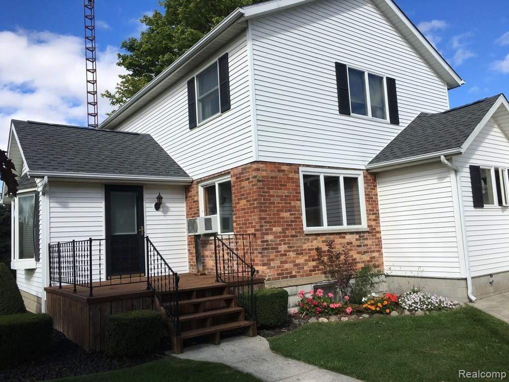 45 Seltzer Road Croswell, MI 48422 - Photo 2 of 37