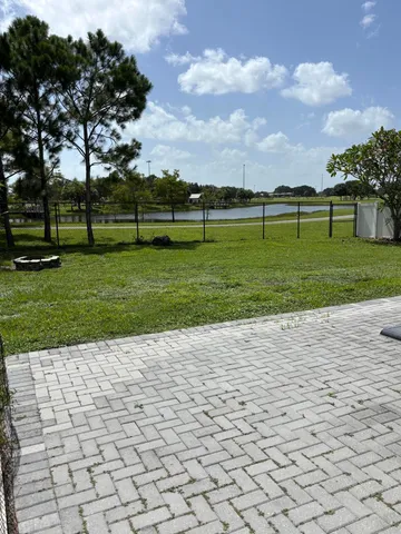 $525,000 | 197 Sandpiper Avenue, Royal Palm Beach, FL 33411