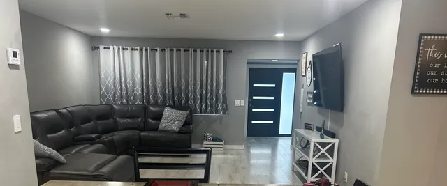 $525,000 | 197 Sandpiper Avenue, Royal Palm Beach, FL 33411