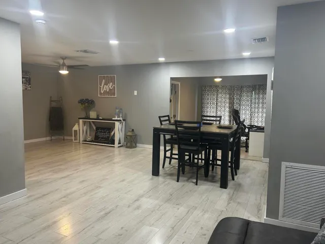 $525,000 | 197 Sandpiper Avenue, Royal Palm Beach, FL 33411